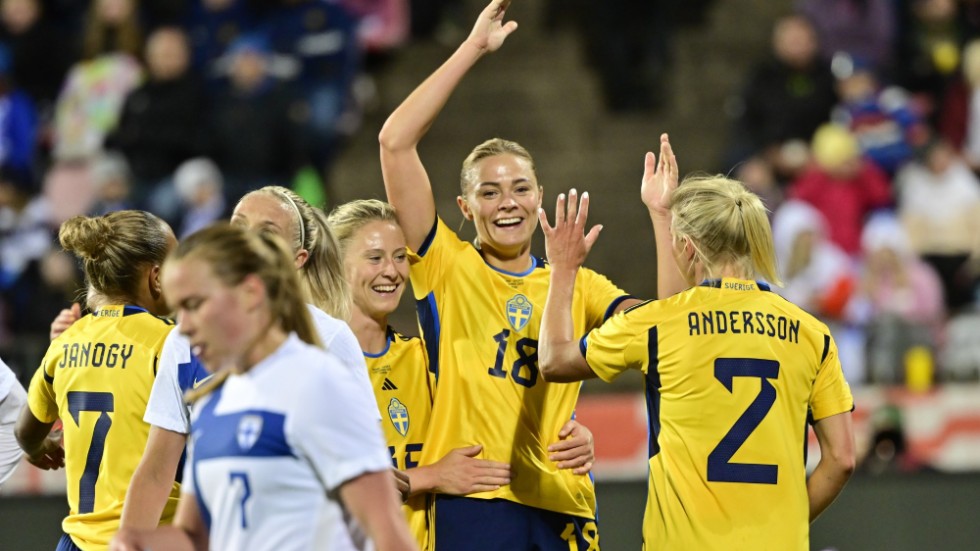 Sveriges fotbollsdamer kommer att spela Nations League från och med nästa år. Arkivbild.