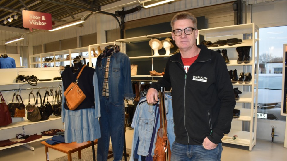 Peter Magnusson är butikschef på Erikshjälpen i Vimmerby.