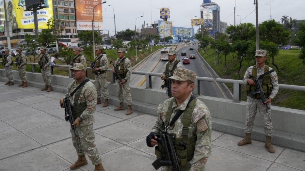 Soldater i Perus huvudstad Lima.