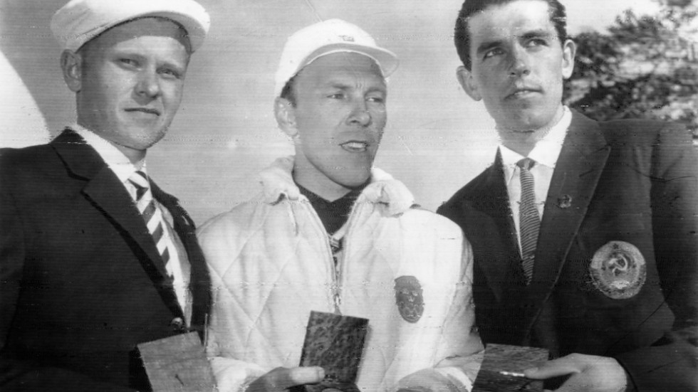 Klas Lestander, mitten, med OS-guldet från vinterspelen i Squaw Walley, USA, 1960.