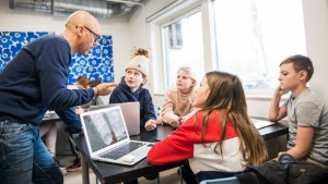Vilka lärare är egentligen bäst i Enköping? • Snart delas pedagogiska priset ut
