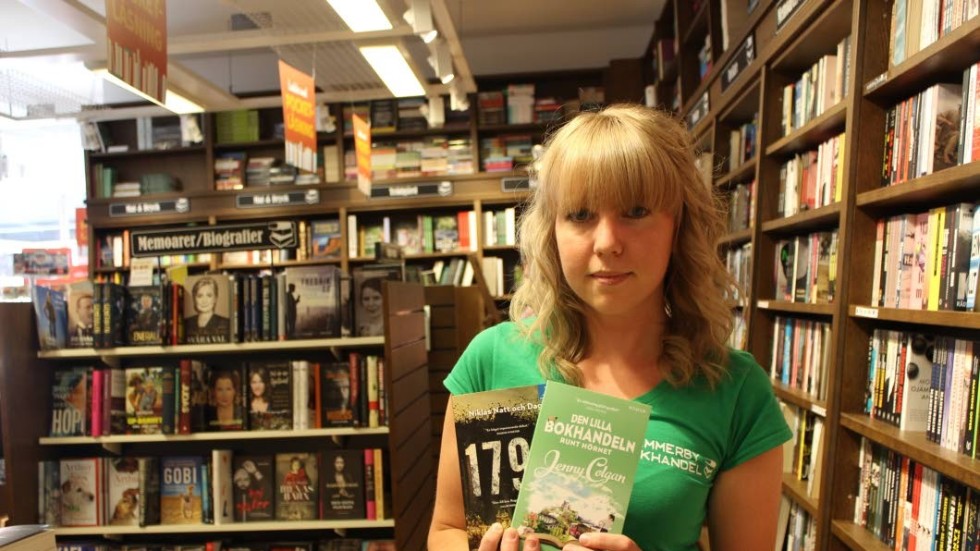 "1973" av Niklas Natt och Dag, och "Den lilla bokhandeln runt hörnet" av Jenny Colgan är två av de mest populära böckerna nu.