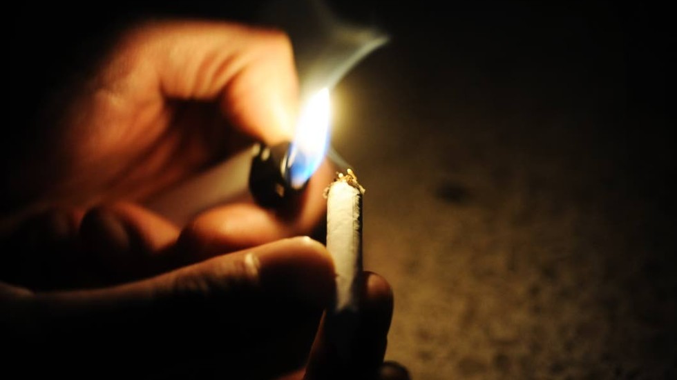 En 33-årig man har dömts för att ha rökt cannabis.