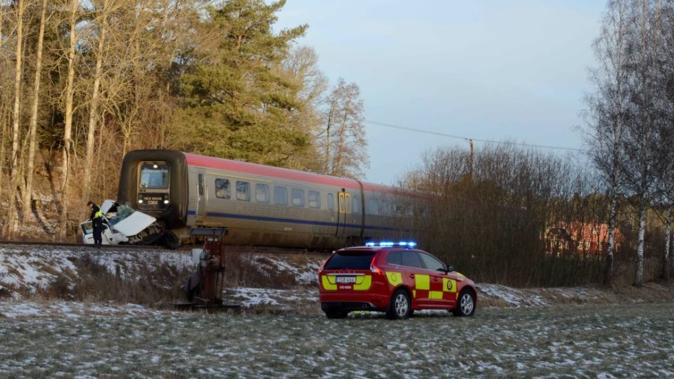 Tåget stannade först efter 300 meter efter att tågföaren dragit i nödbromsen