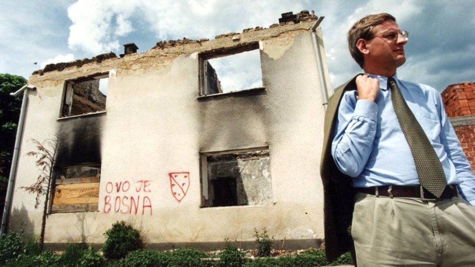 Carl Bildt under sitt medlaruppdrag i Bosnien 1996.