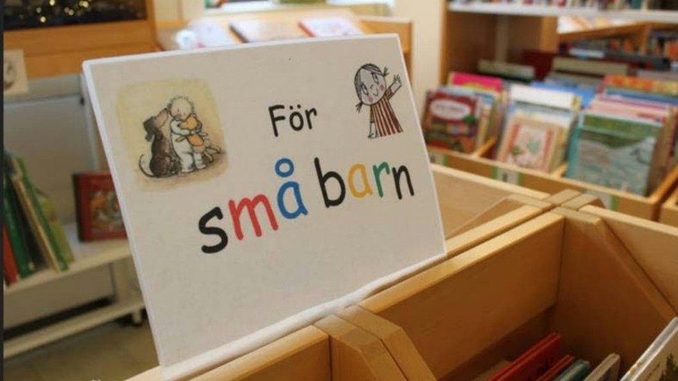 Målgruppen 0-6 år är viktig, betonar barnbibliokarie Petronella Winbladh. "Man är aldrig för liten för böcker".