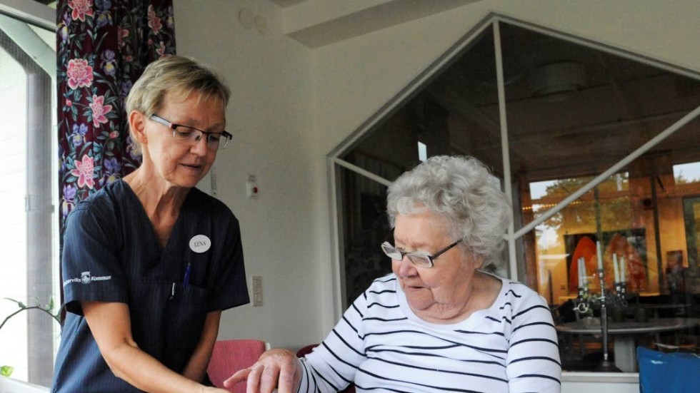 Lena Lagerman följde med på resan som Elna Adrianssons ledsagare.