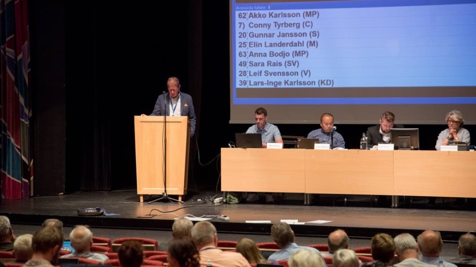 Många politiker var uppe i talarstolen under Kommunfullmäktiges behandling av budget. Här är det Harald Hjalmarsson (M).
