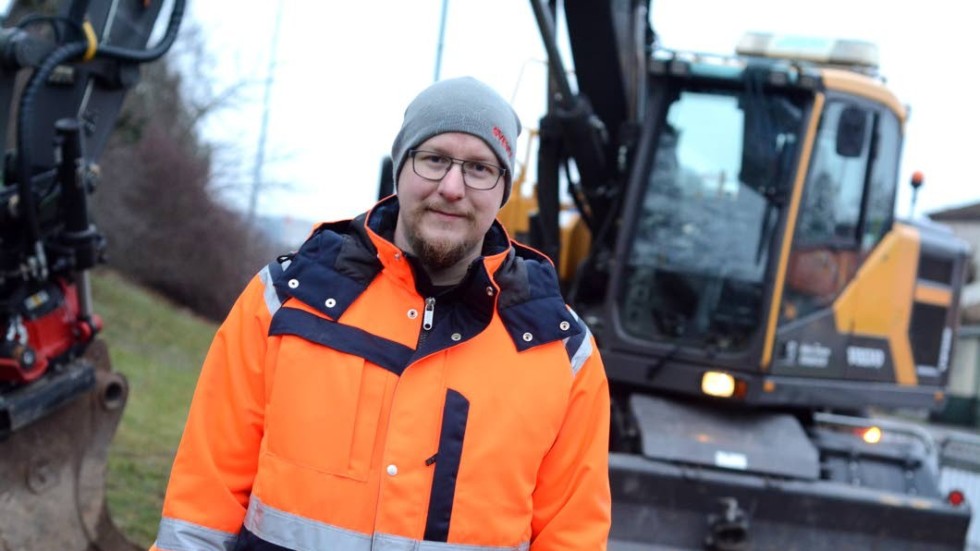 Gatuenhetens driftledare Simon Karlsson varnar för ett företag som uppger sig arbeta för Kinda kommun.