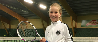 Tess uttagen till tennisläger i Växjö