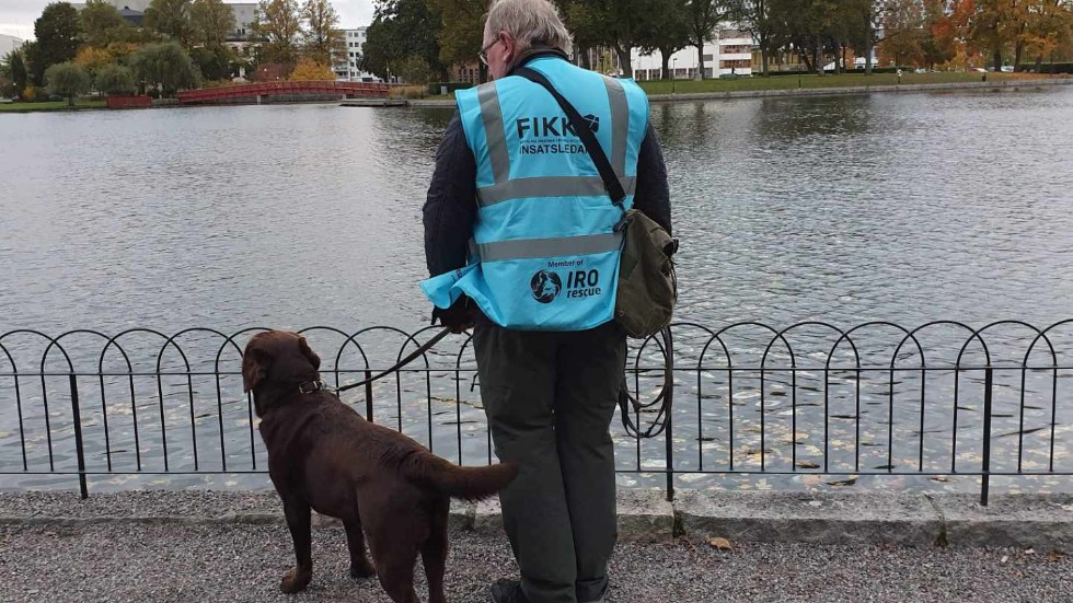 Sökandet efter försvunne John fortsätter. 
–  Man får ju aldrig ge upp, säger Åke Töyrä, i organisationen FIKK.
