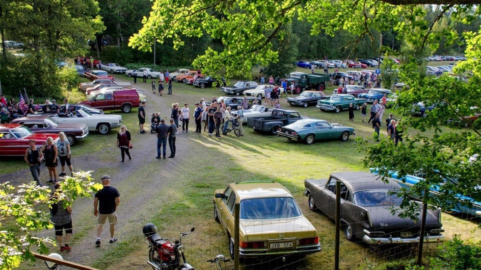 Tidigare år har parken fyllts av människor och veteranbilar. Arrangörerna hoppas på god uppslutning under helgens evenemang.