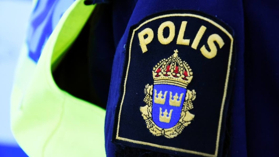 En man greps i Västervik för att ha slagit sin sambo.