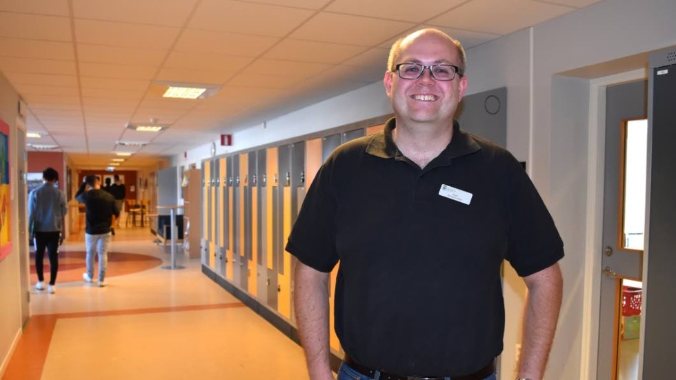 Tomas Erazim har varit rektor på Furulundsskolan de senaste åren men nu byter han rektorstjänst.