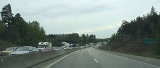 Lastbilar i krock på E4 mellan Norrköping och Linköping