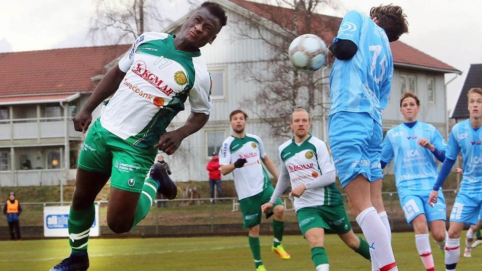 Abrahim Jabatehs Hultsfred fick se sig besegrat med 1-0 hemma mot Kalmar Södra. Foto: Roelof Stroetinga
