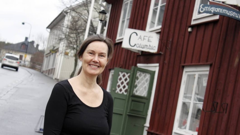 När Maria Lindgren nu inte fortsätter som arrendator vid Café Columbia chocksänker kommunen hyran.