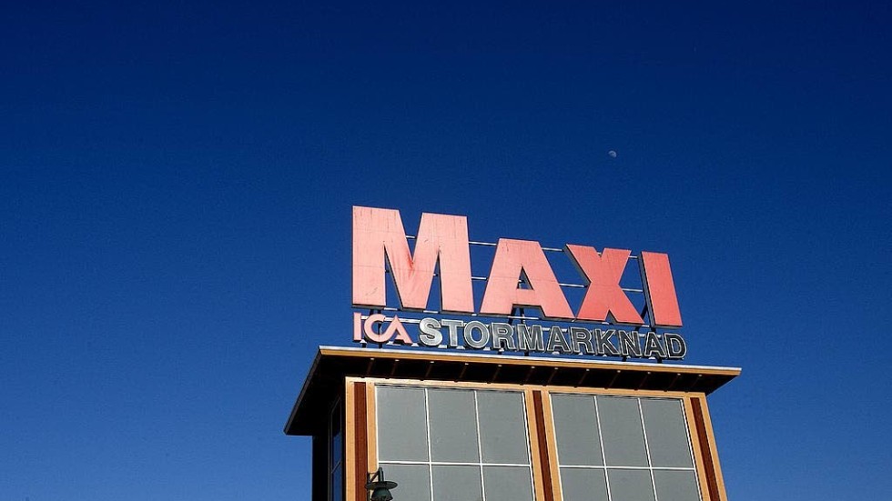 En 62-årig man ertappades med att stjäla på Ica Maxi.