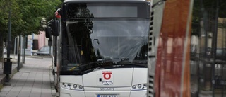 Stoppar fria bussresor på fritiden