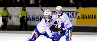 Landslagsmittfältare till Kalix Bandy