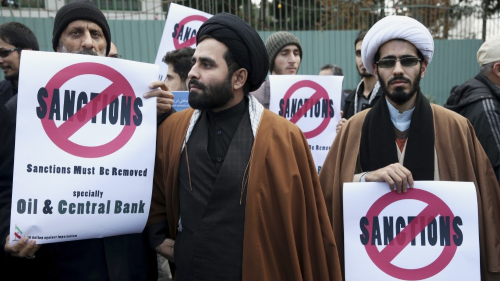 Iranska mullor på demonstration till stöd för Irans kärnprogram i Teheran, 2014.