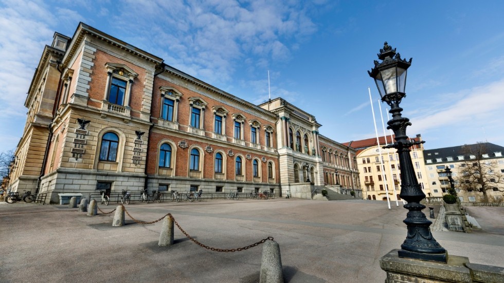 Uppsala universitet och andra lärosäten vinner ingenting på oklara riktlinjer för öppen vetenskap, skriver Gustav Nilsonne.