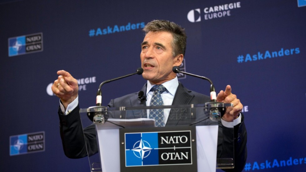 Natos förre generalsekreterare Anders Fogh Rasmussen håller tal i Bryssel 2014. Arkivbild