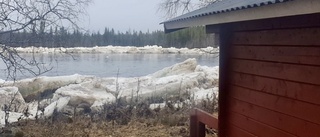 Senaste nytt om isproppen i Lovikka • Rolf: "Väldigt mäktigt att se"