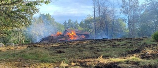 18-åring tände eld på gräs – krävs på 700 000 kronor i skadestånd