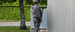 Stor polisinsats i Skärblacka efter larm om person med vapen