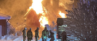 Kraftig villabrand i Tärendö– gick inte att rädda
