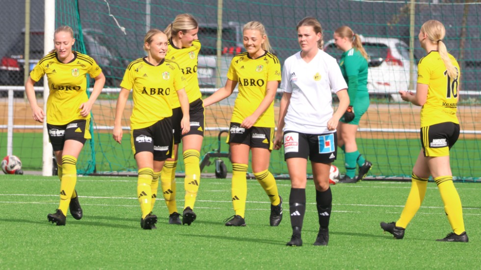 Målkalas. Vimmerby har fått en flygande start på säsongen. Borta mot Falköping vann laget stort igen, nu med 7-1. 