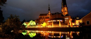 Uppsalakyrkor mörkläggs på lördag