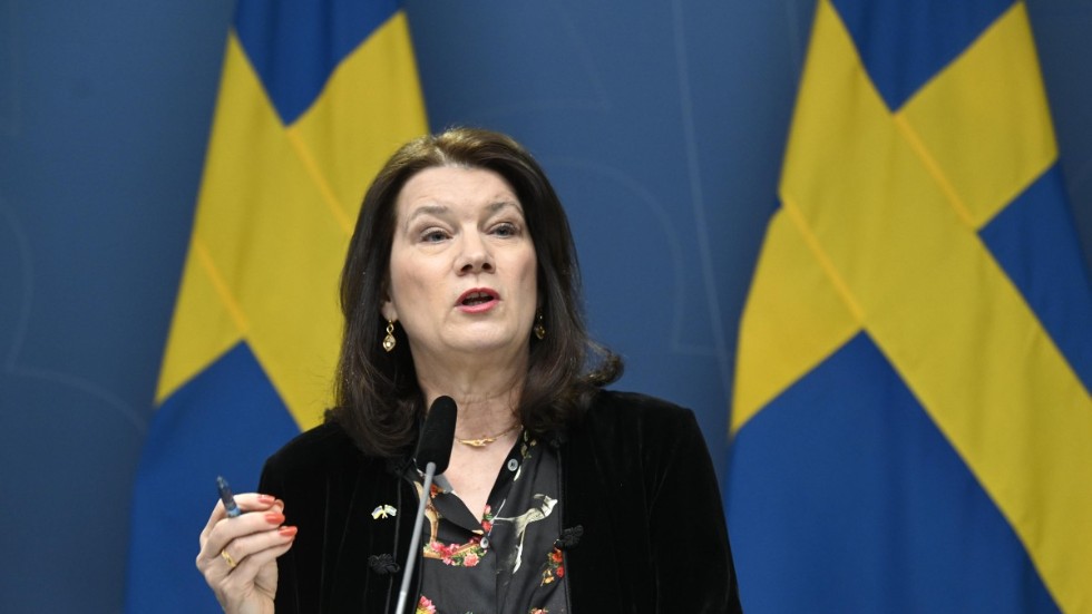 "Det är inte en lätt sak att utvisa diplomater. Det får alltid konsekvenser", säger utrikesminister Ann Linde.