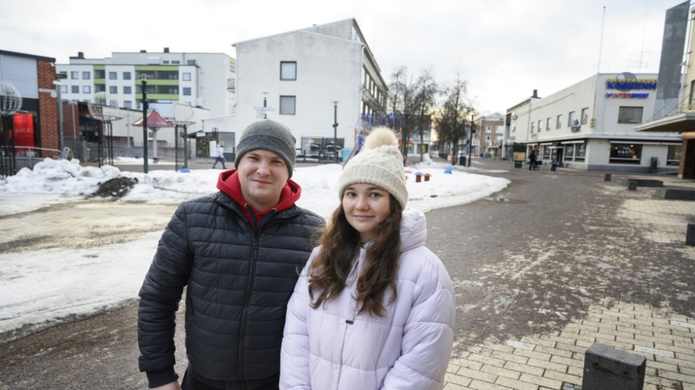 Ari och Anastasia bor i Imatra, nära den ryska gränsen, men vill flytta till Helsingfors.