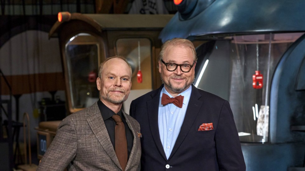 Kristian Luuk och Fredrik Lindström är duon som leder Sveriges mest populära frågesportprogram "På spåret".