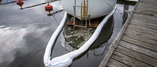 Dieselutsläpp i småbåtshamnen – okänd mängd har läckt från båt