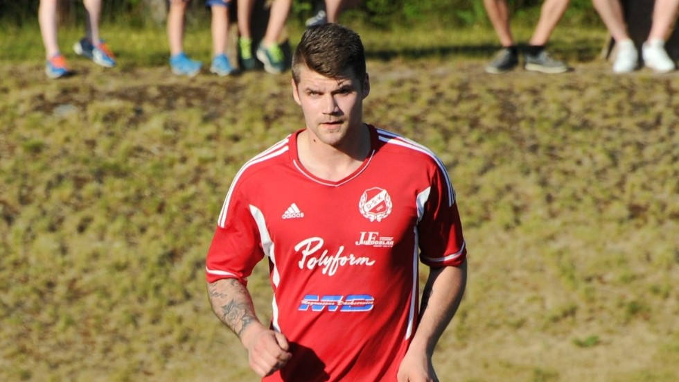 Dzenan Hrnic lämnar Djursdala för spel i Storebro kommande säsong.