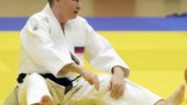Putin fråntas sitt svarta bälte i taekwondo