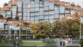 Riva Stadshuset och bygga ett flerfamiljshus – se förslagen till nya bostadsområden • De får tummen upp och ner av politikerna