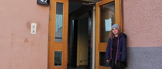 Elsa, 10 år, får inte skolskjuts – vägen är sex meter för kort