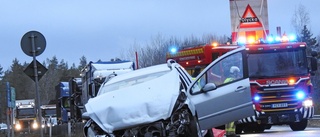 Bussförare misstänkt för smitning efter krock utanför Strängnäs – en person till sjukhus