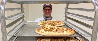 Över en miljon pizzor bakas i Nyköpings pizzafabrik: "Målet är en landsomfattande pizzakedja"