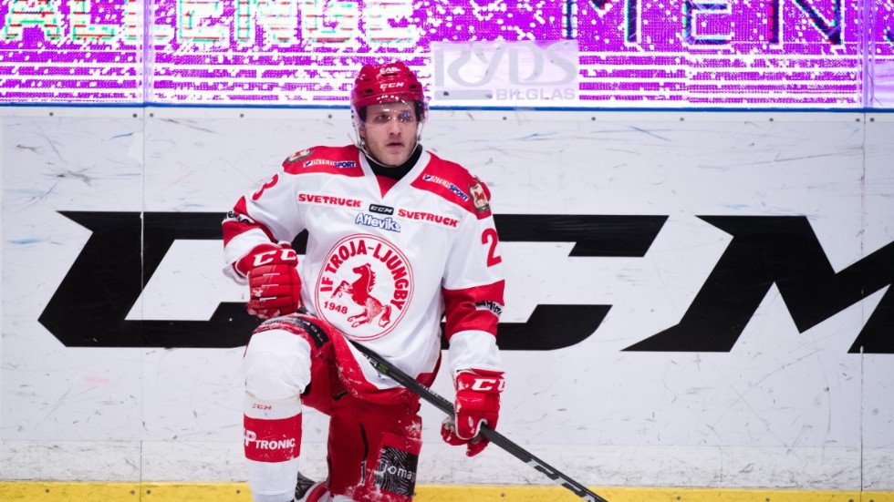 Jesper Thörnberg spelade stor del av sin ungdomshockey i HV71. Nu får han chansen i allsvenskan med klubben.