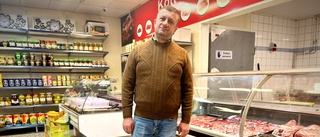 Mohammad tog över lokal som stått tom i två år – nu driver han butik med fokus på kött: "Stor konkurrens i Eskilstuna"
