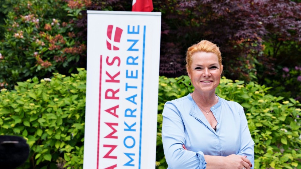 Inger Støjberg presenterar det nya partiet Danmarksdemokraterna vid en pressträff på Hvidsten Kro i Spentrup.