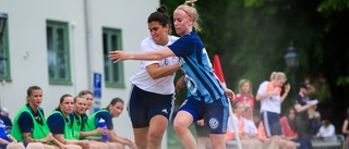 Tillfälig comeback slutade med SM-silver för Vimmerbytjejer • Fick en lektion i Beach Soccer i finalen