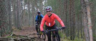 De gillar att möta Uppsala på sina mountainbikes