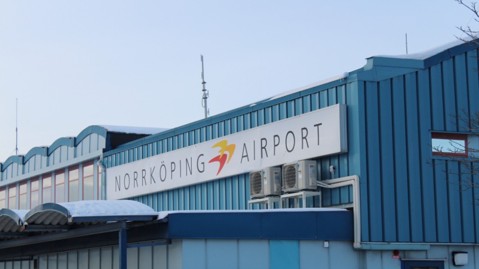 Norrköping airport en uppenbar risk för Norrköpingsborna under krigstid, menar Roger Tjärnström.