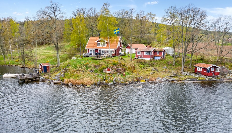 Mjölk­vik Såg­viken 1 i Kisa blev årets dyraste sålda villa. Priset landade på 7 500 000 kronor.